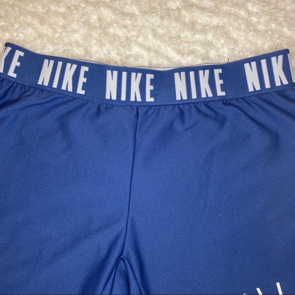 NWOT Nike Pro Big Kids Training Shorts - Picture 4 of 4